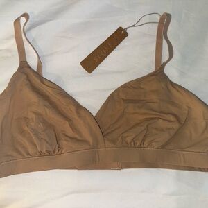 Skims Bralette - NWT!! In color Clay
